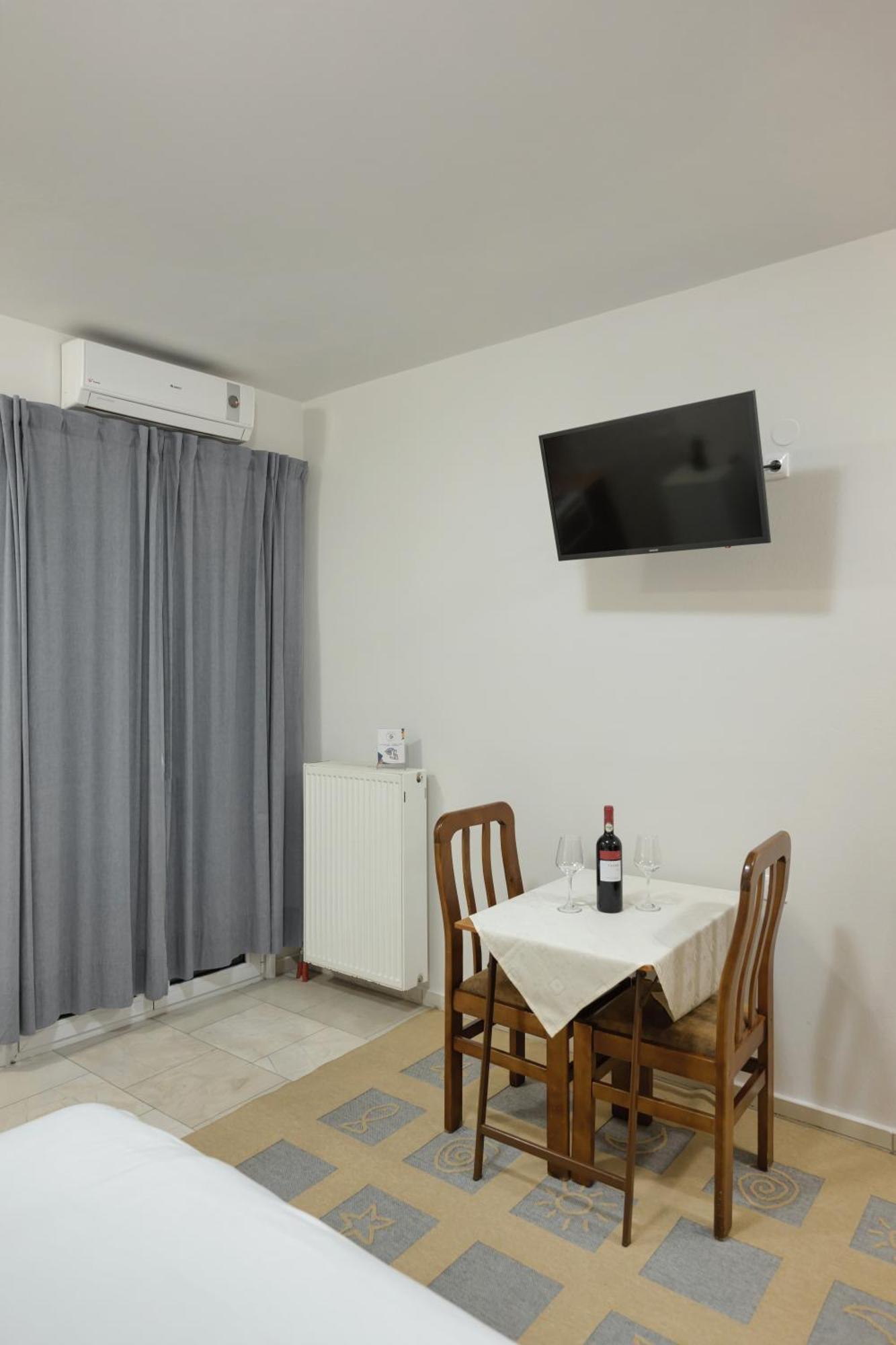 O Fotis Studios & Apartments 이오아니아 외부 사진